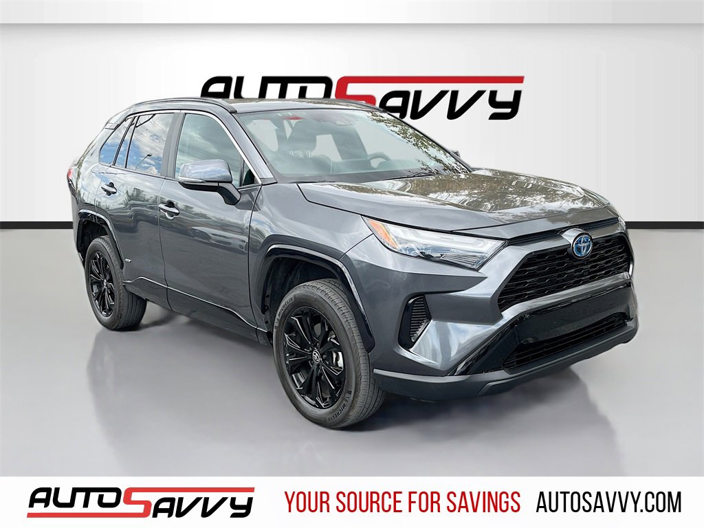 Used 2022 Toyota RAV4 SE