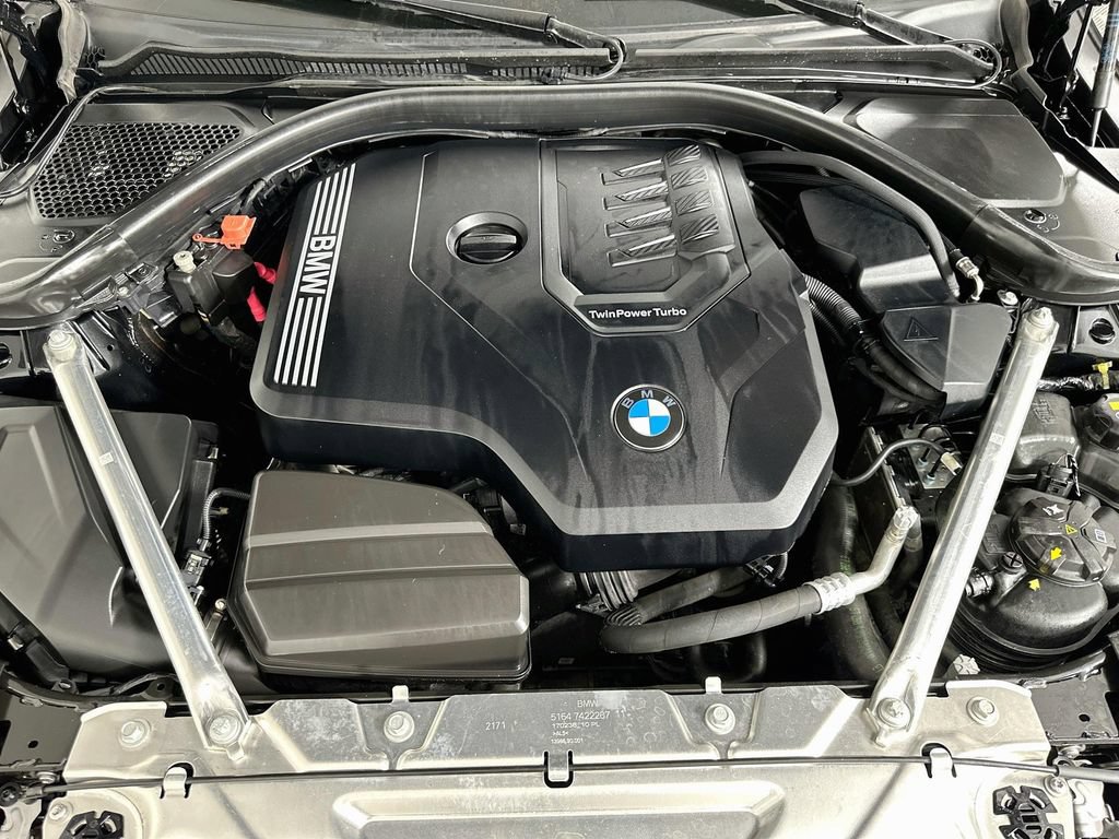 Used 2022 BMW 430i Coupe w/ M Sport Package RWD image 31