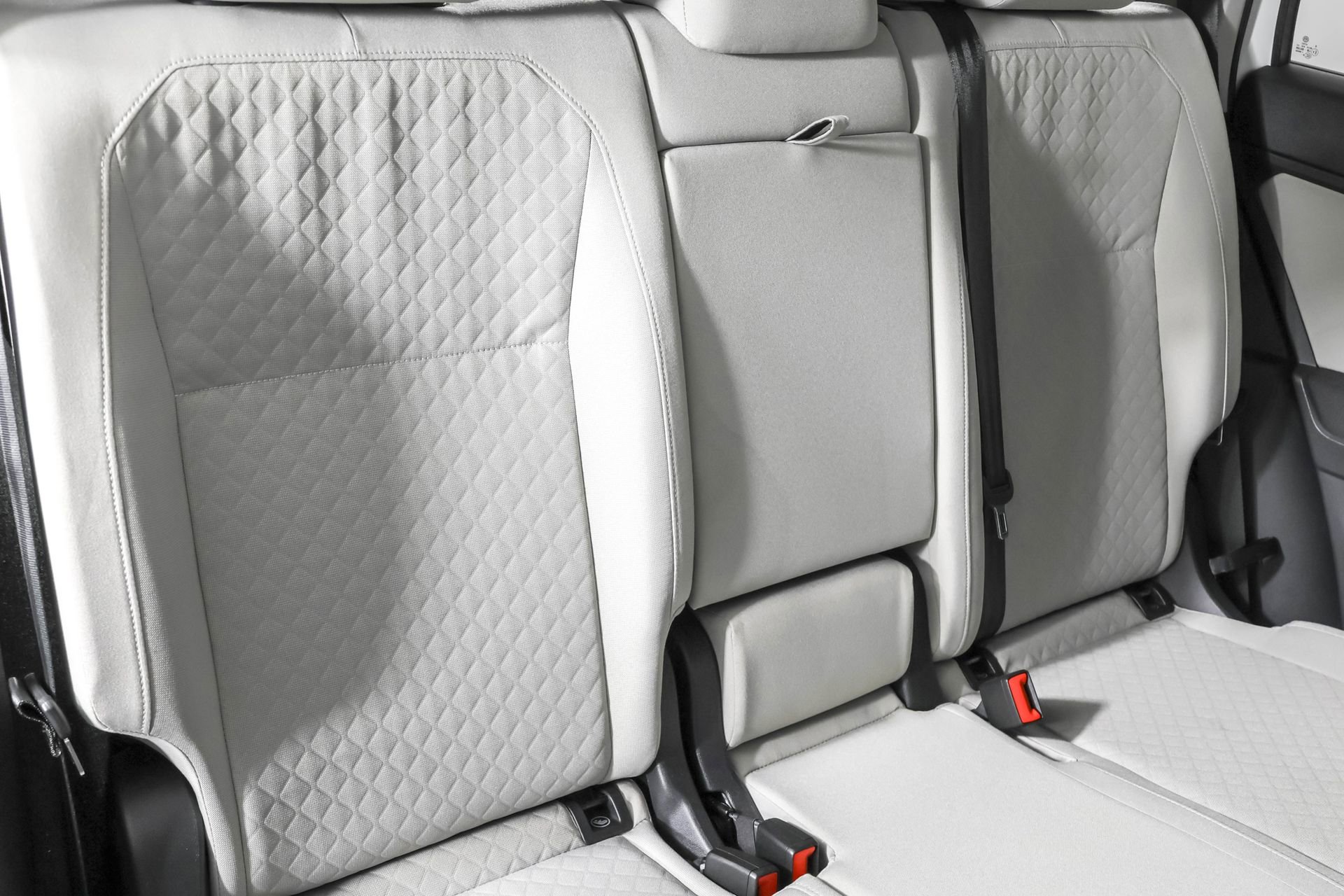 Used 2019 Volkswagen Tiguan S w/ Driver Assistance Package image 40