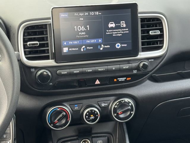 Used 2024 Hyundai Venue SE FWD image 17