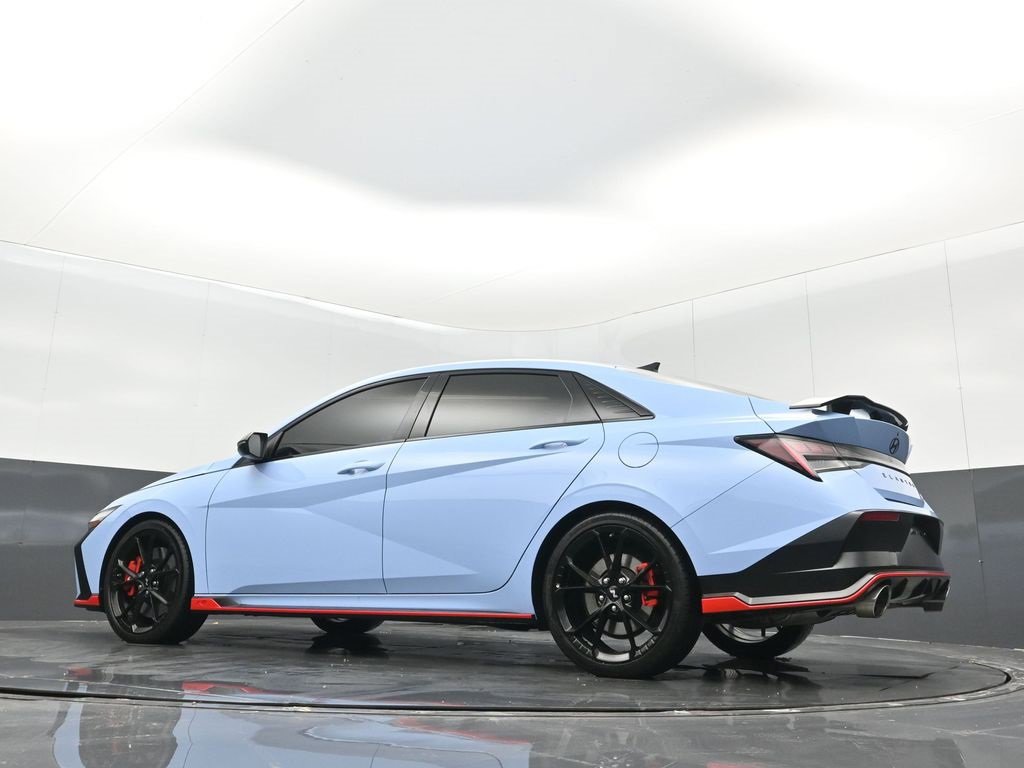 Used 2025 Hyundai Elantra N Base w/ Cargo Package image 17