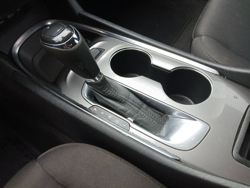 Used 2020 Chevrolet Malibu LT FWD image 23