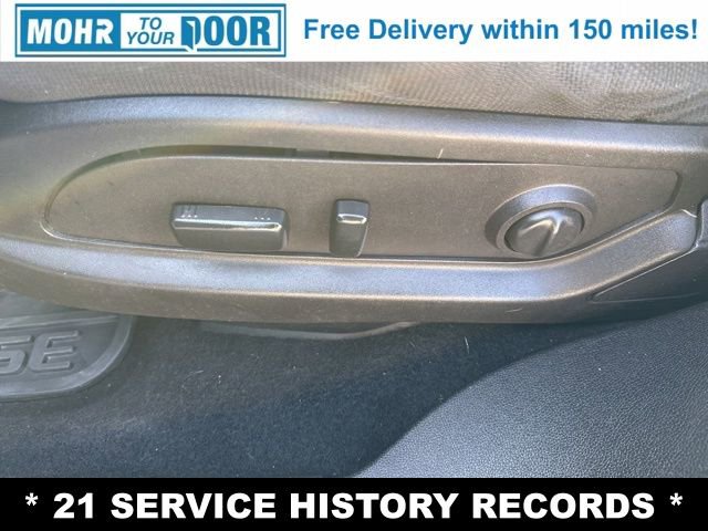 Used 2016 Chevrolet Traverse LT w/ Style and Technology Package image 14