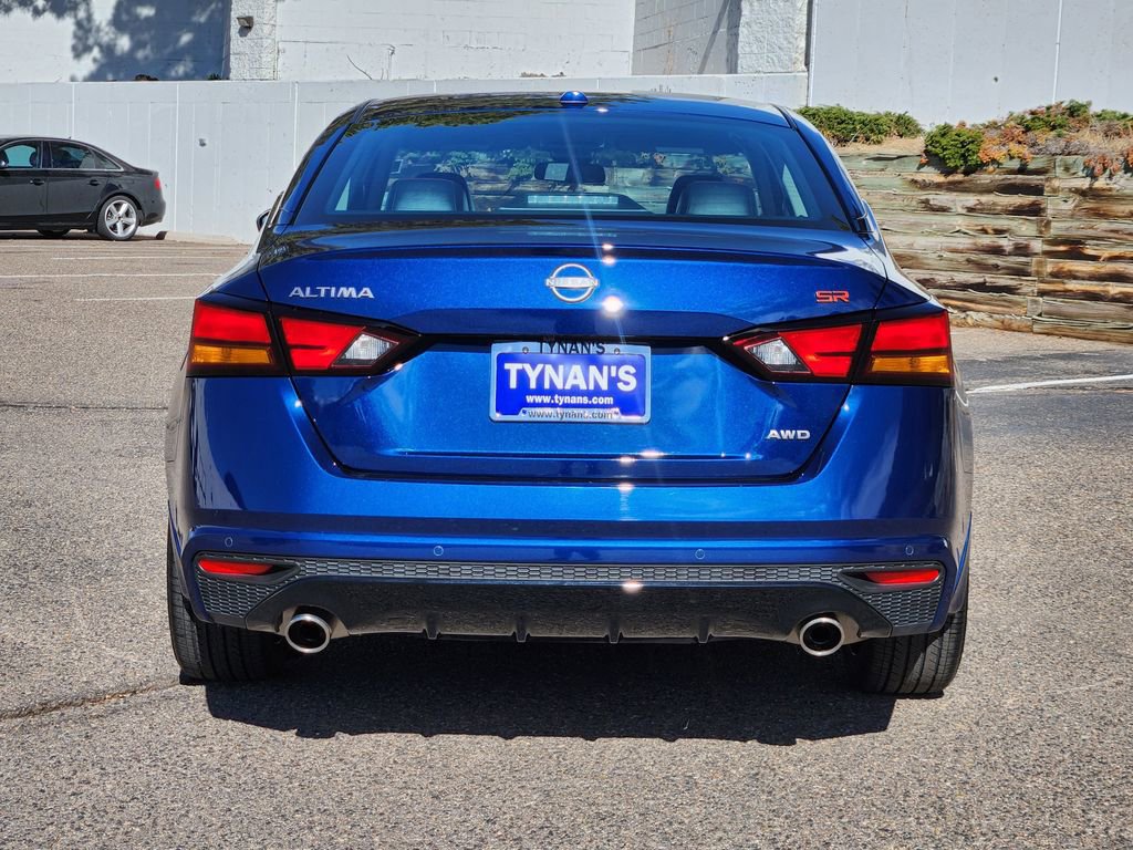 Used 2024 Nissan Altima 2.5 SR image 6