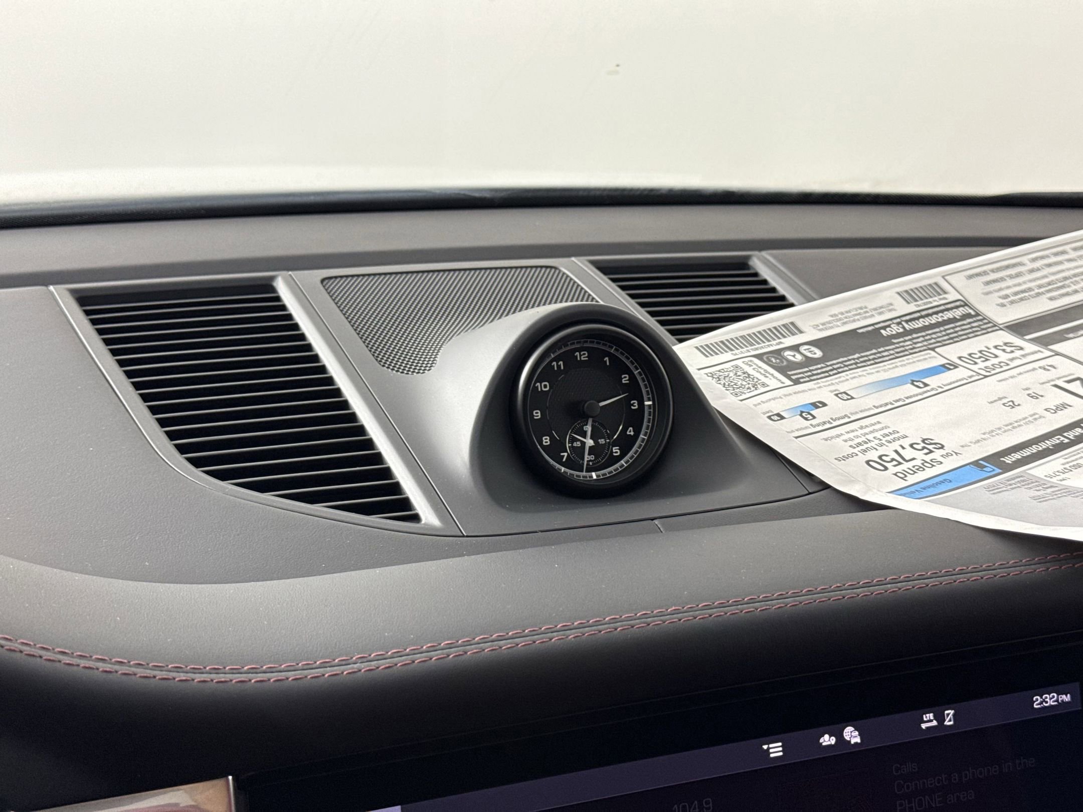 New 2025 Porsche Macan image 20