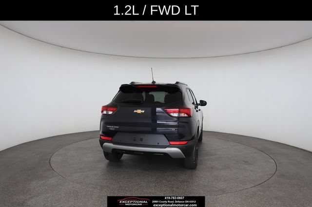 Used 2021 Chevrolet TrailBlazer LT w/ Premium Seating Package FWD image 16