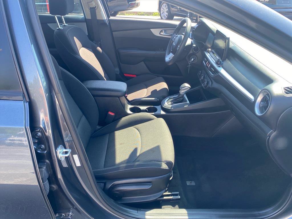 Certified 2023 Kia Forte LXS FWD image 25