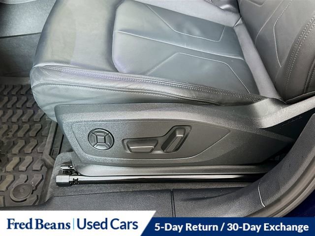 Used 2023 Audi Q3 2.0T Premium w/ Convenience Package AWD/4WD image 19