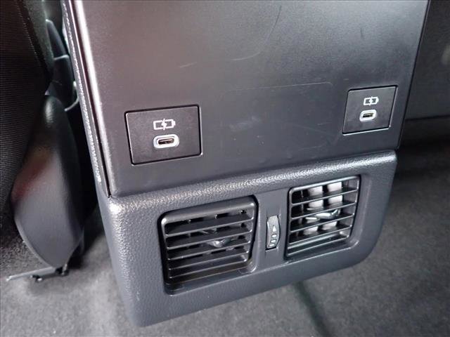 Used 2025 Subaru Solterra Premium w/ Premium Package image 10