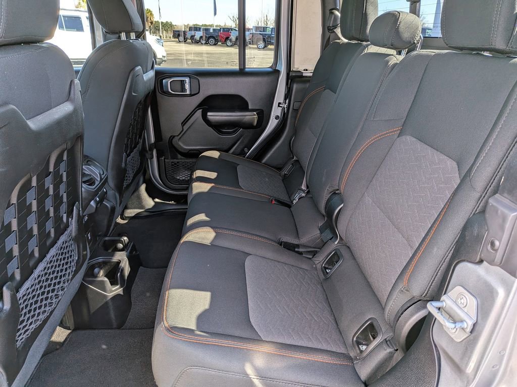 Used 2021 Jeep Gladiator Mojave AWD/4WD image 15