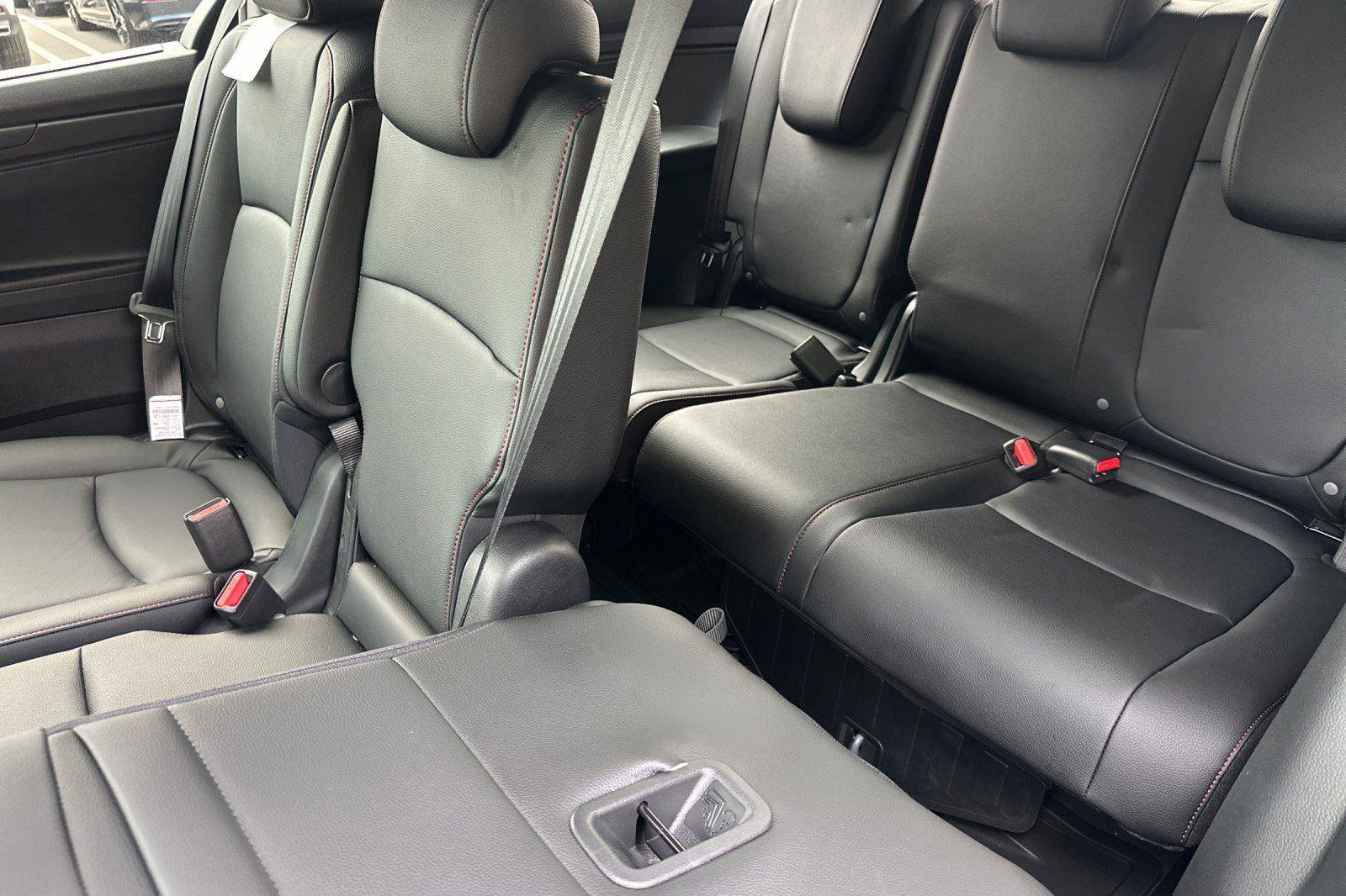 New 2026 Honda Odyssey Sport-L image 12