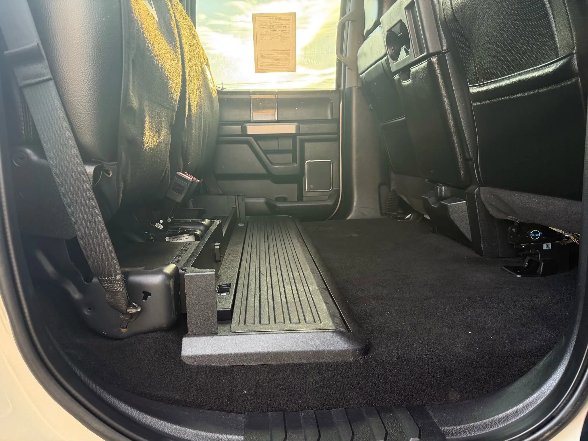 Used 2017 Ford F350 Lariat w/ Chrome Package image 16