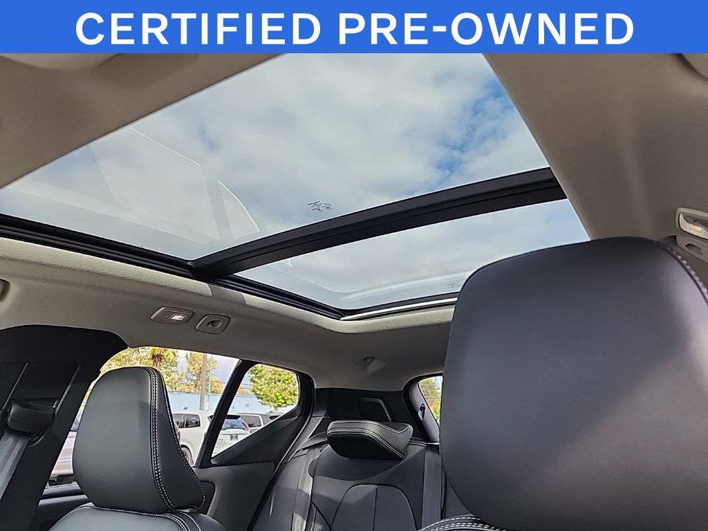 Used 2025 Volvo XC40 B5 Core w/ Protection Package Premier AWD/4WD image 13