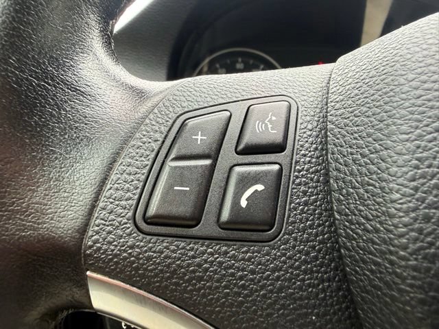 Used 2011 BMW 328i xDrive Coupe AWD/4WD image 18