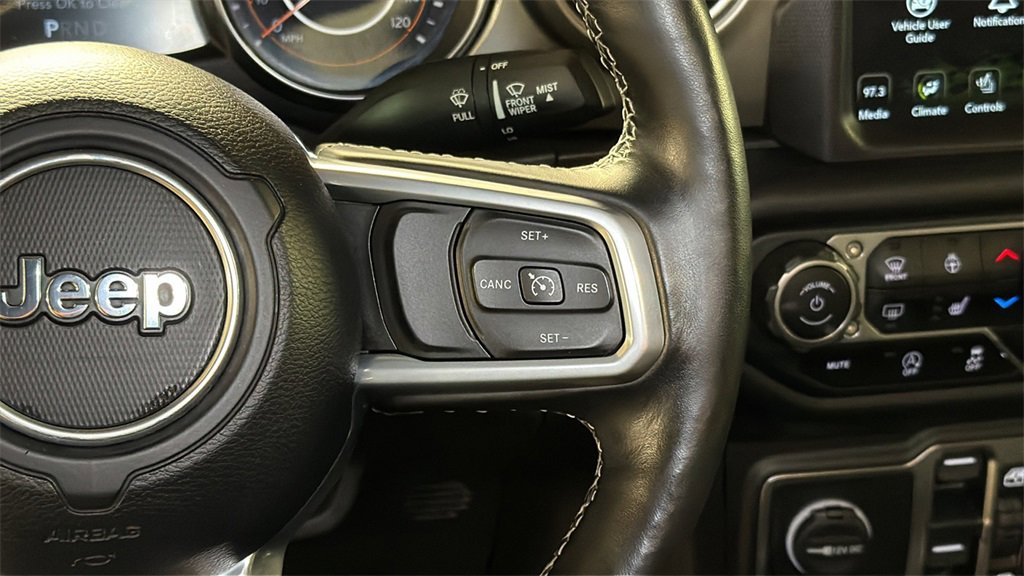 Used 2020 Jeep Gladiator Overland image 21