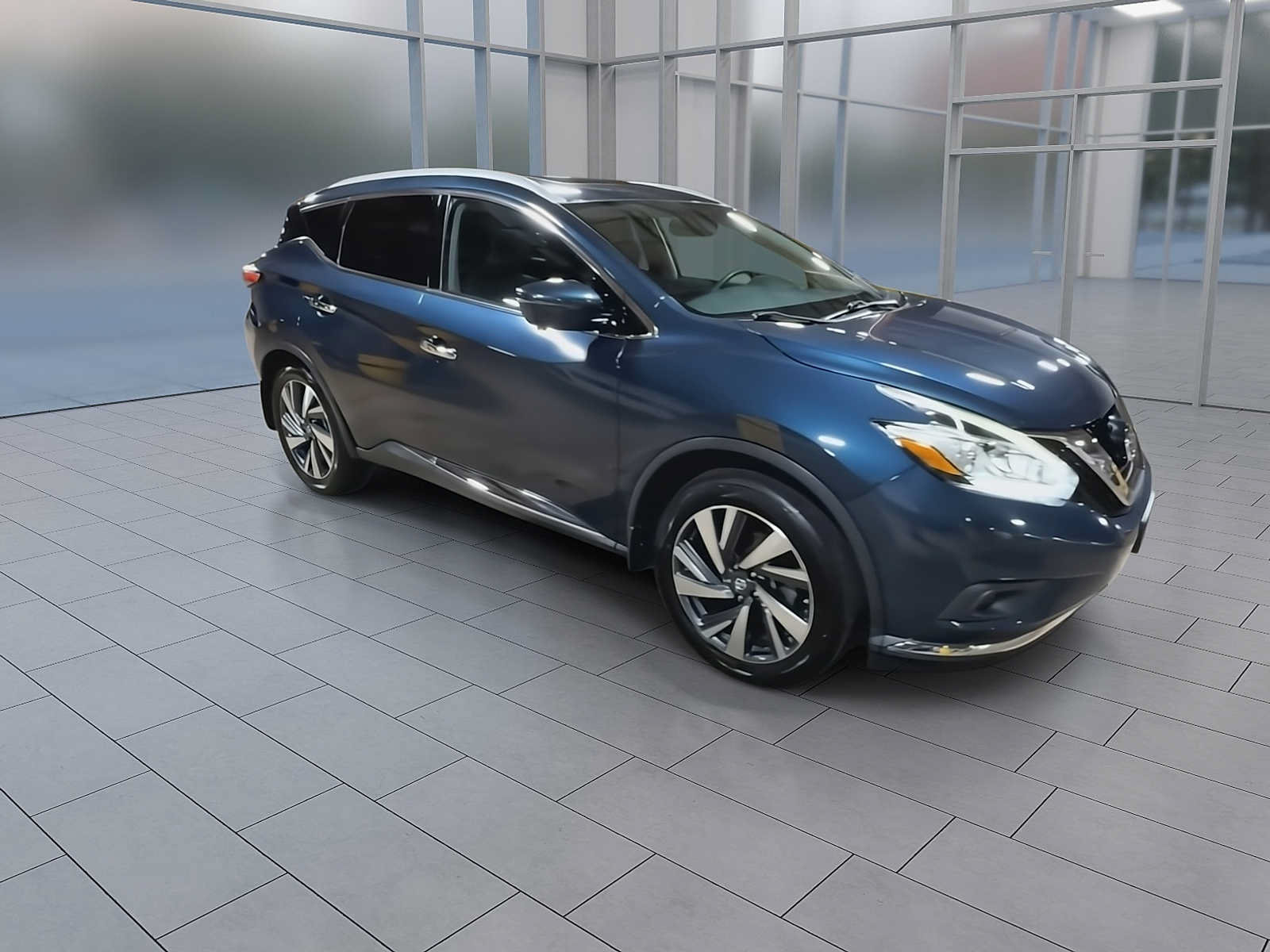 Used 2017 Nissan Murano Platinum w/ Platinum Technology Package AWD/4WD image 2