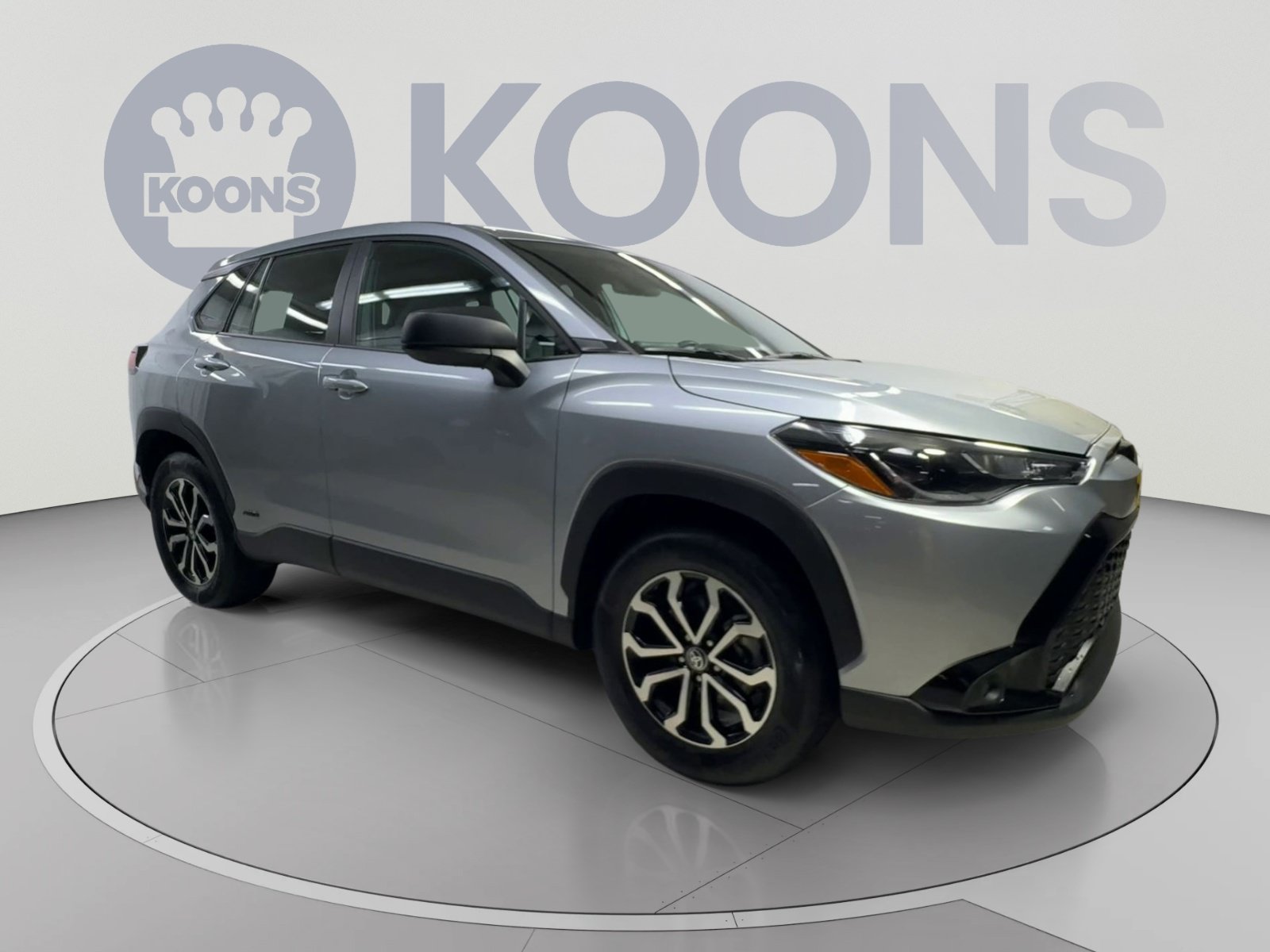 Used 2024 Toyota Corolla Cross AWD Hybrid image 2