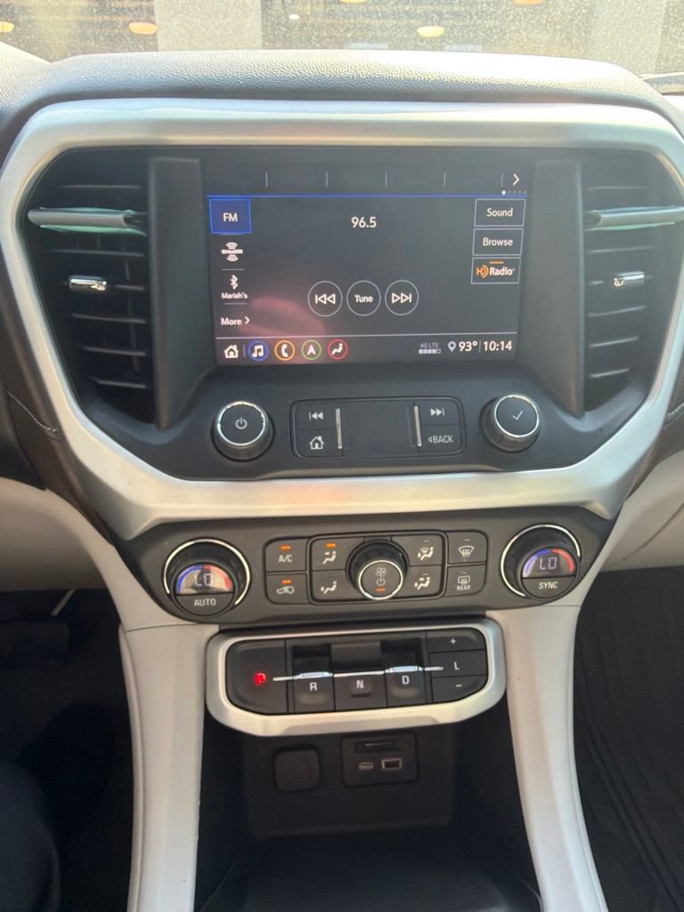 Used 2020 GMC Acadia SLT w/ Driver Alert Package II FWD image 10