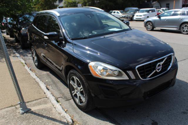 Used 2011 Volvo XC60 T6 image 3