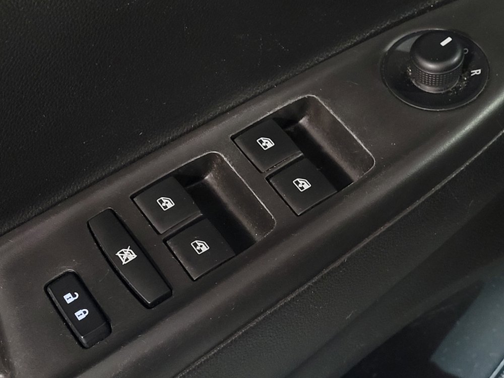 Used 2021 Chevrolet Spark LT FWD image 27
