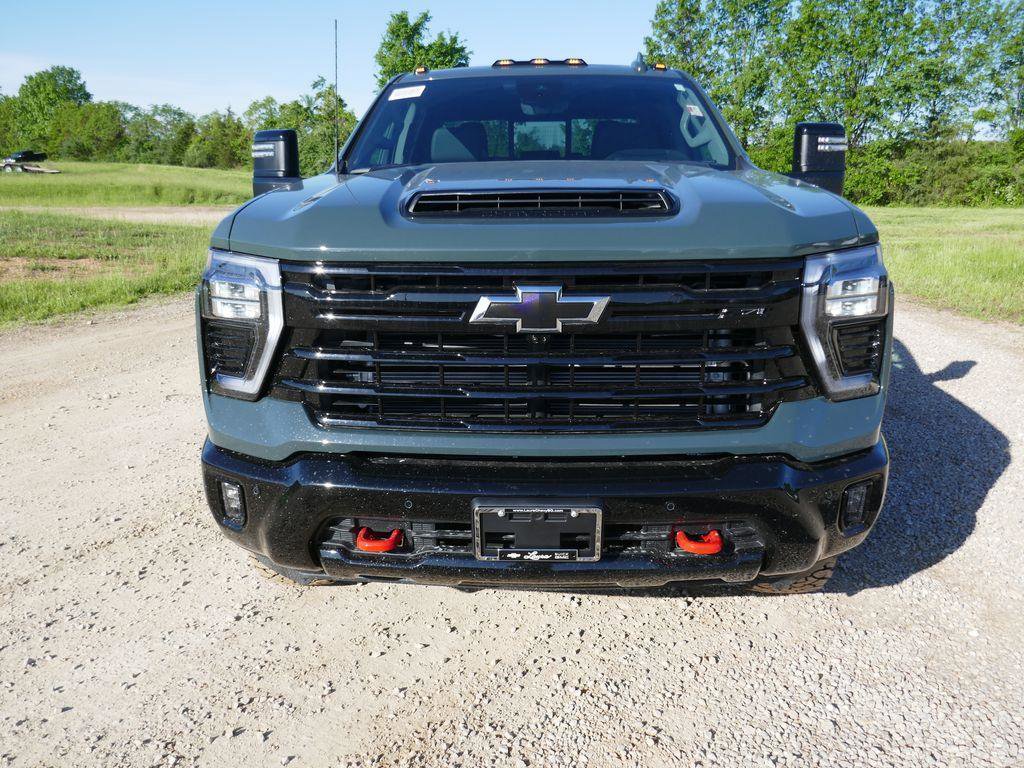 New 2026 Chevrolet Silverado 2500 LTZ w/ LTZ Plus Package AWD/4WD image 9