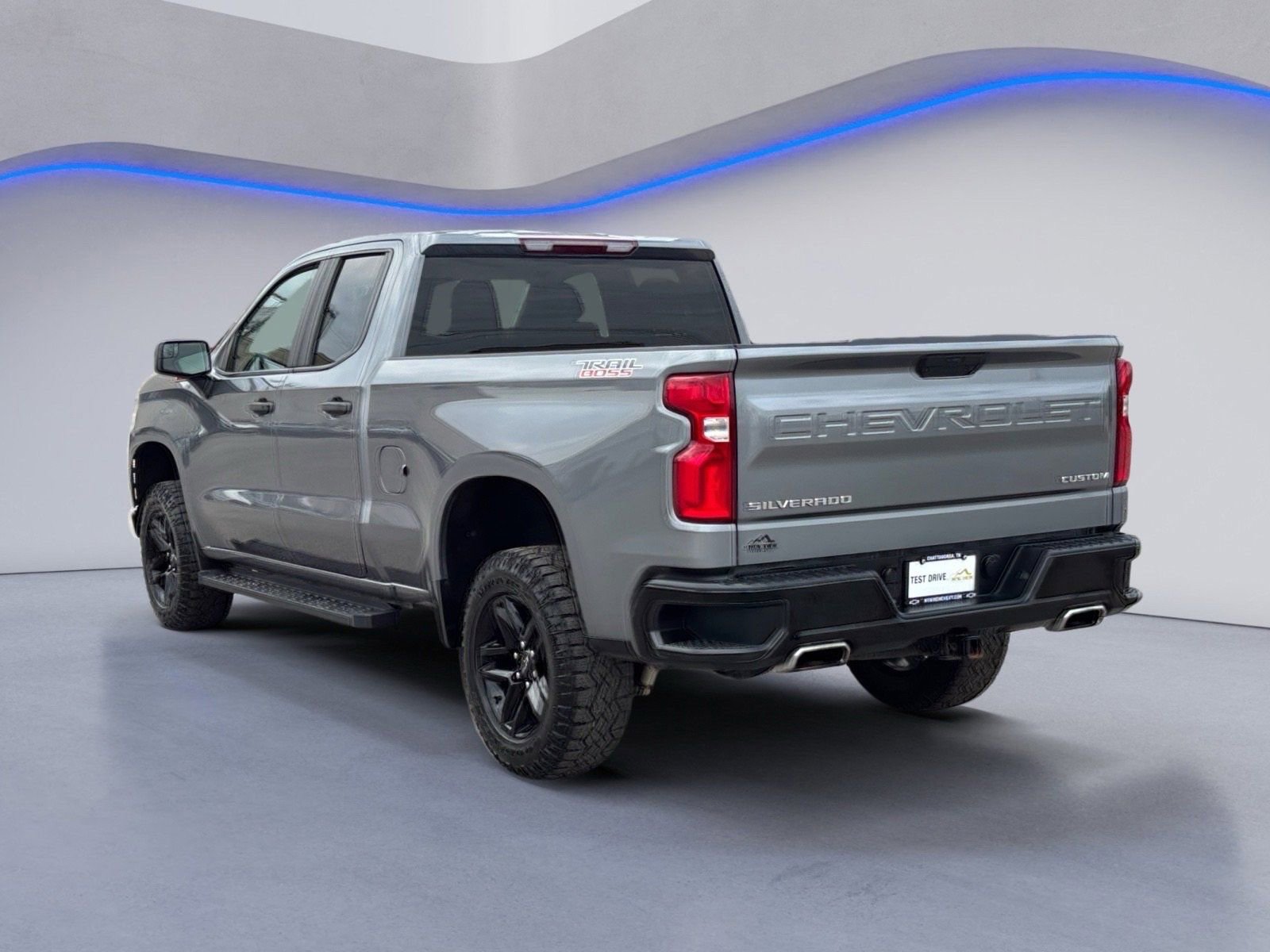 Used 2020 Chevrolet Silverado 1500 Custom Trail Boss w/ Custom Convenience Package image 3