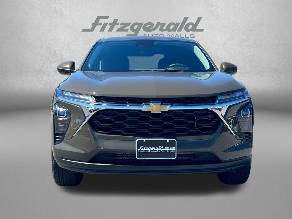 Used 2024 Chevrolet Trax LS w/ LS Convenience Package FWD image 7