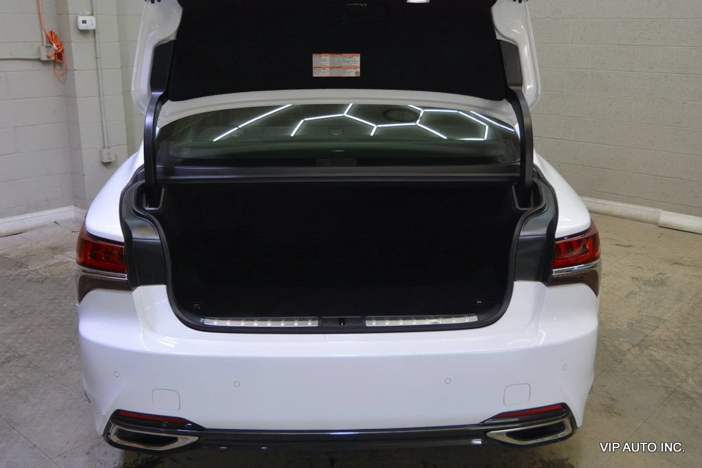 Used 2018 Lexus LS 500 F Sport w/ Accessory Package (Z1) RWD image 38