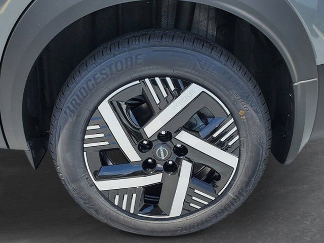 New 2026 Nissan Kicks SV image 12