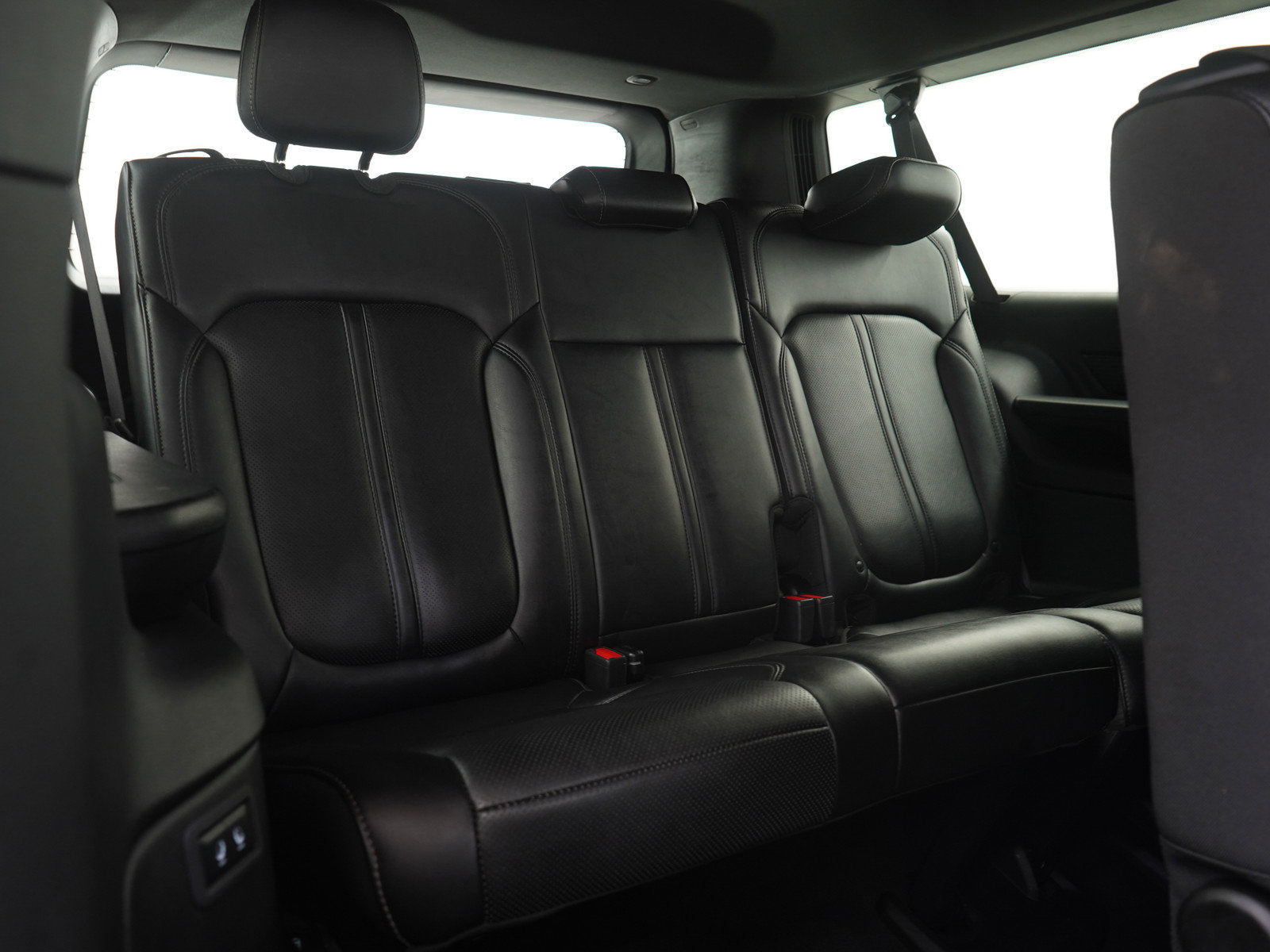 Used 2024 Jeep Wagoneer L Series II w/ Flexible Seating Group image 17