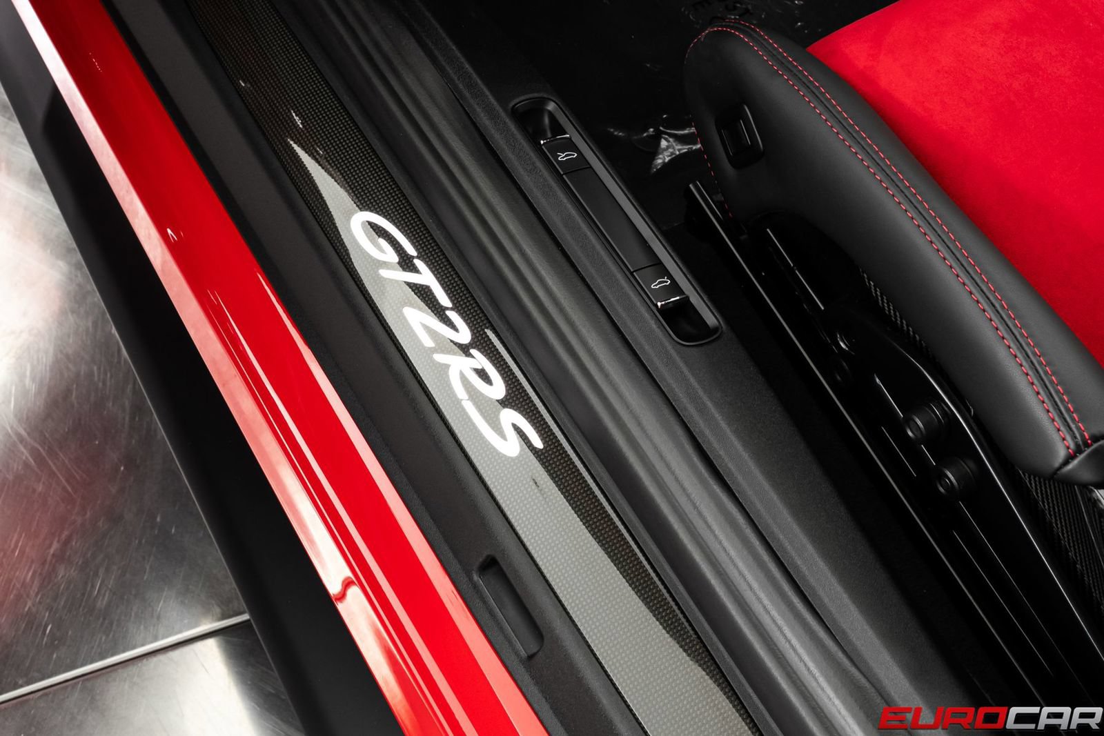 Used 2018 Porsche 911 GT2 RS RWD image 56