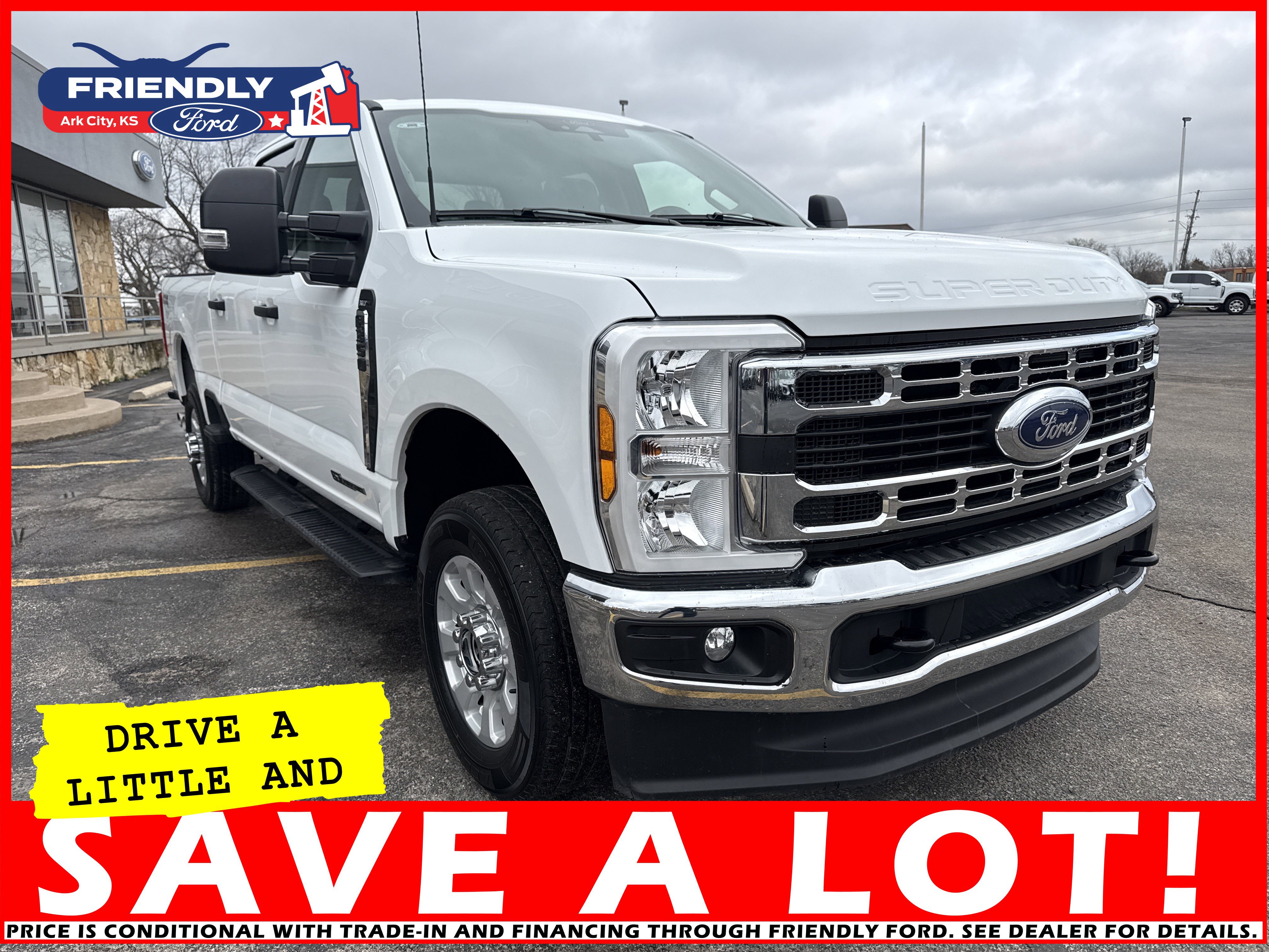 Used 2024 Ford F350 XLT image 3