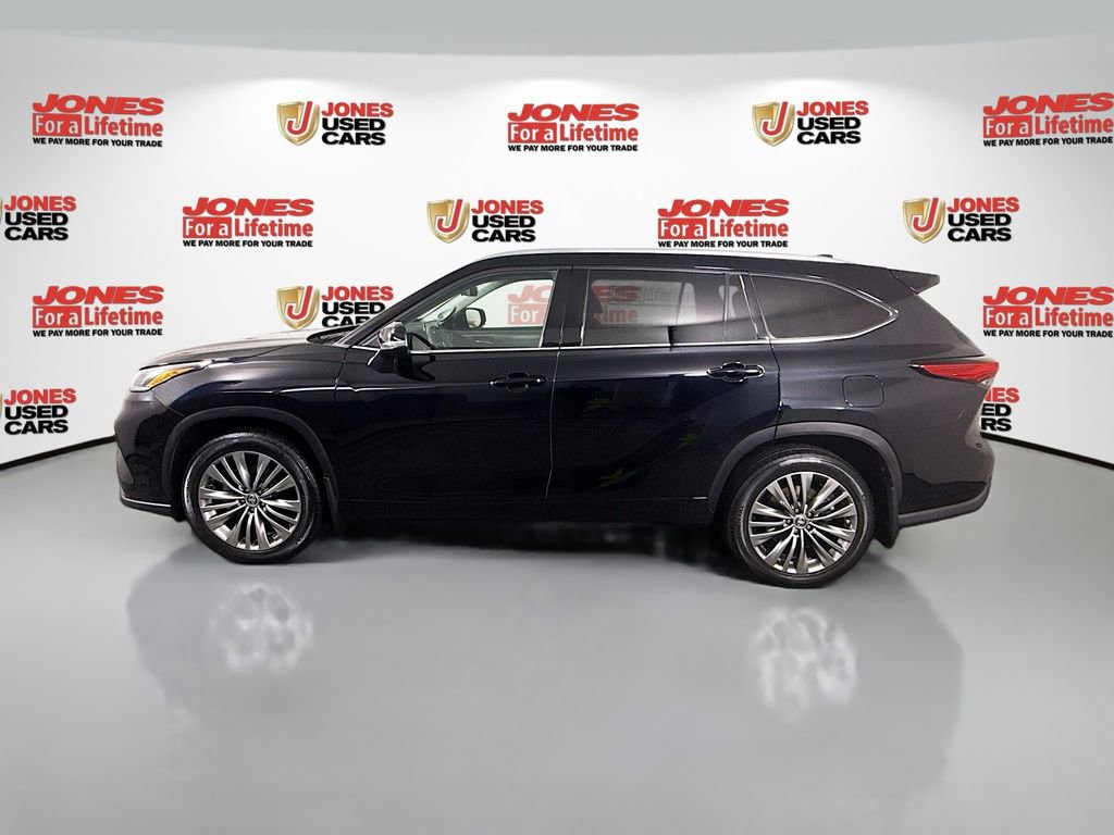 Certified 2021 Toyota Highlander Platinum image 16