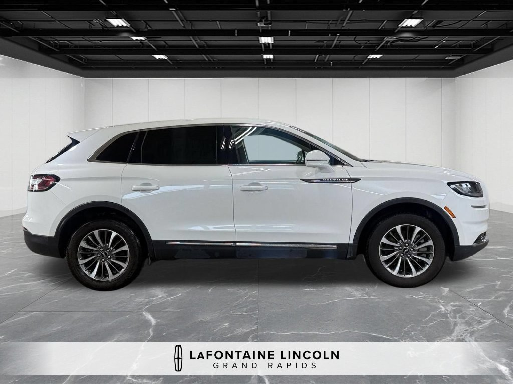 Certified 2023 Lincoln Nautilus AWD image 6