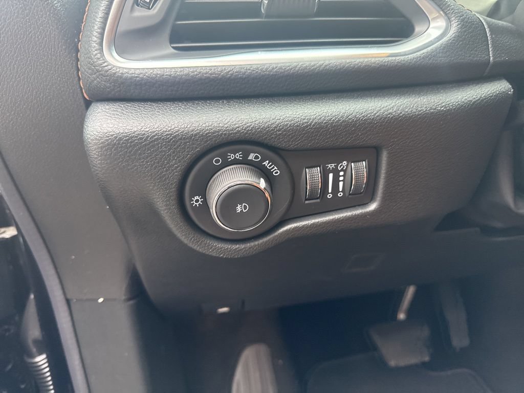 New 2026 Chrysler Pacifica Pinnacle AWD/4WD image 21