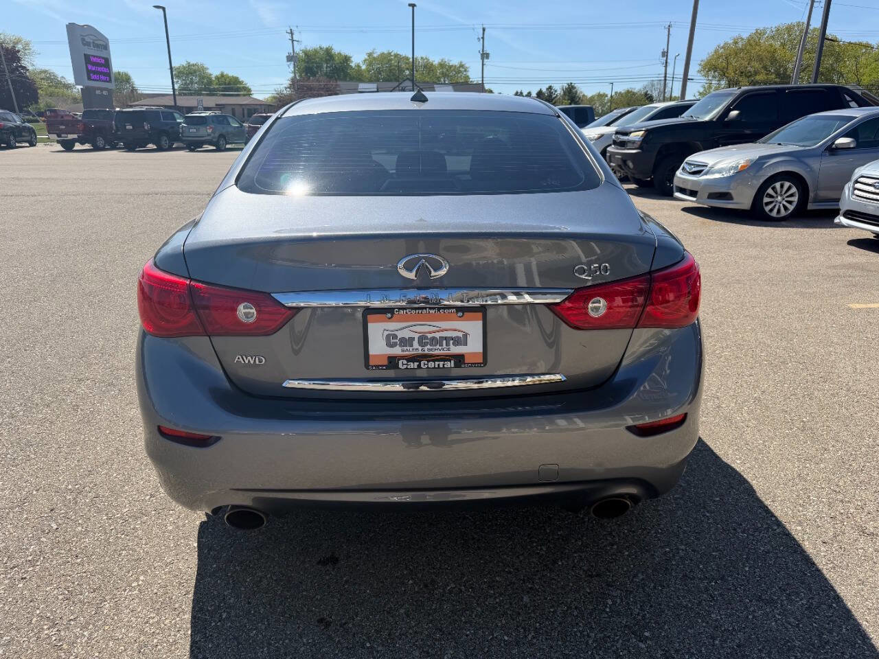 Used 2015 INFINITI Q50 Premium w/ Navigation Package AWD/4WD image 4