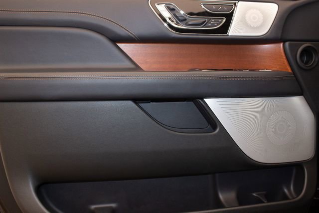 Used 2024 Lincoln Navigator Black Label image 25