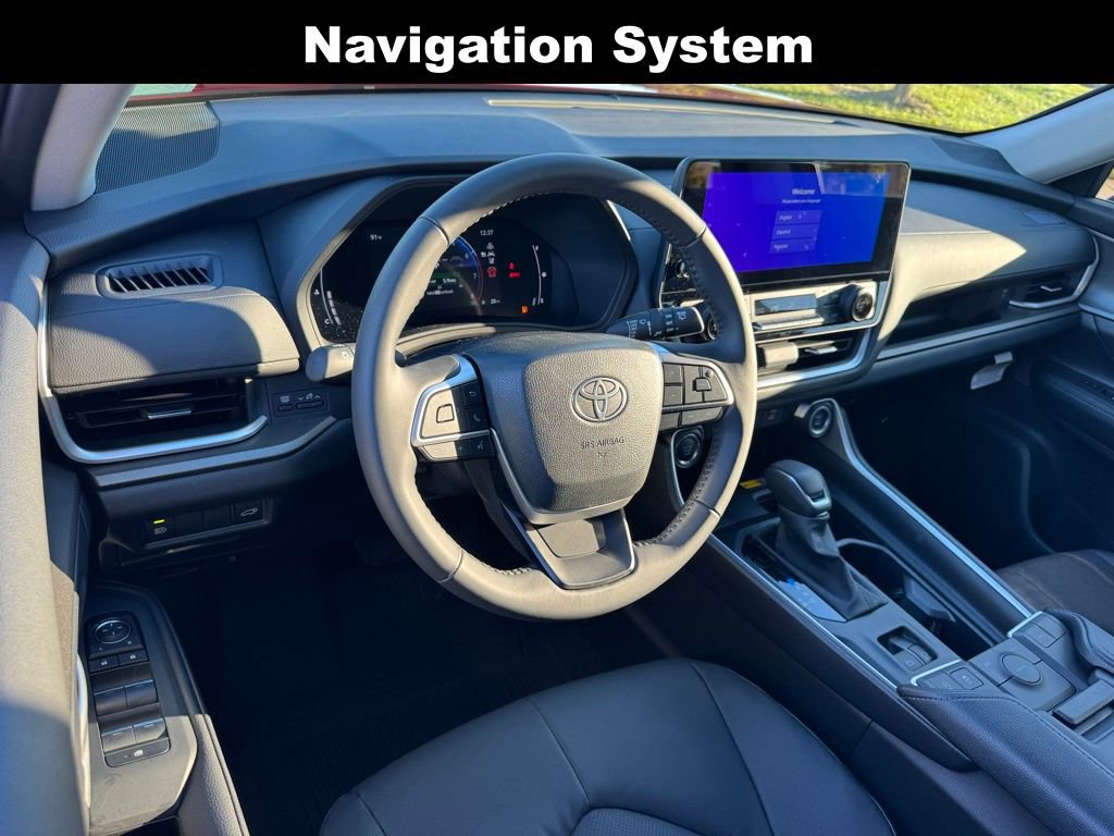 Used 2025 Toyota Grand Highlander FWD image 3