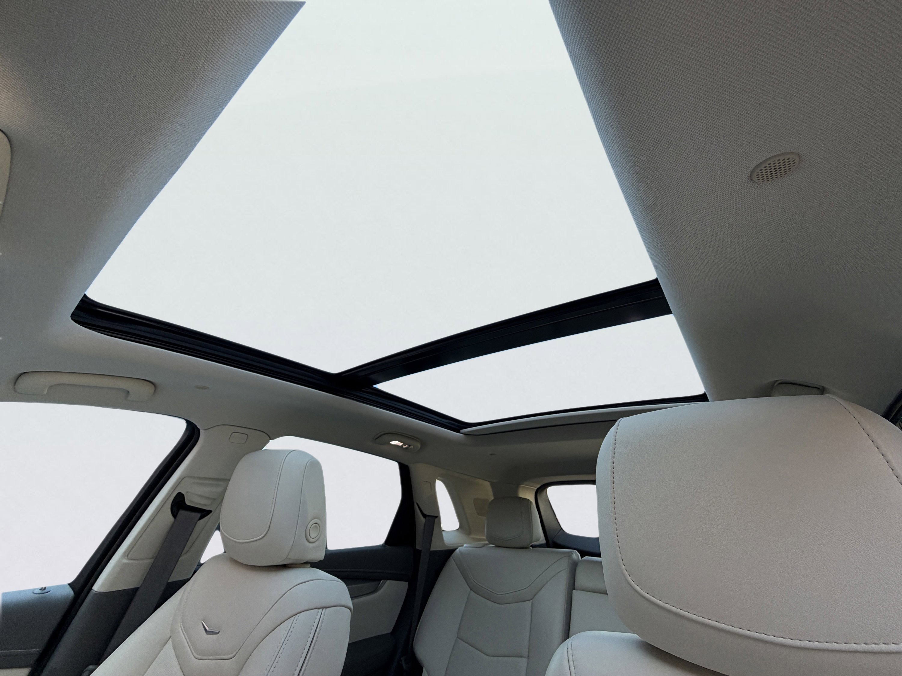 Used 2024 Cadillac XT5 Premium Luxury w/ Technology Package image 6