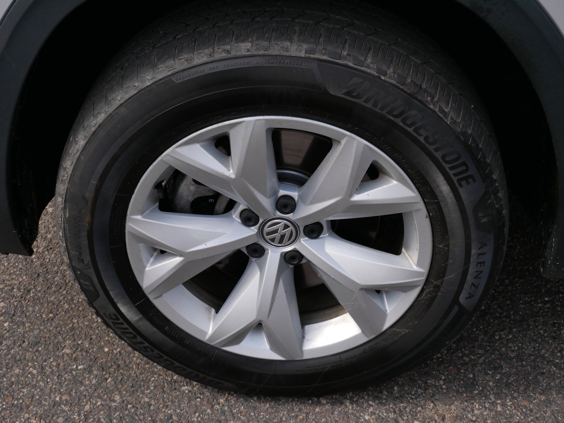 Used 2018 Volkswagen Atlas SEL FWD image 15