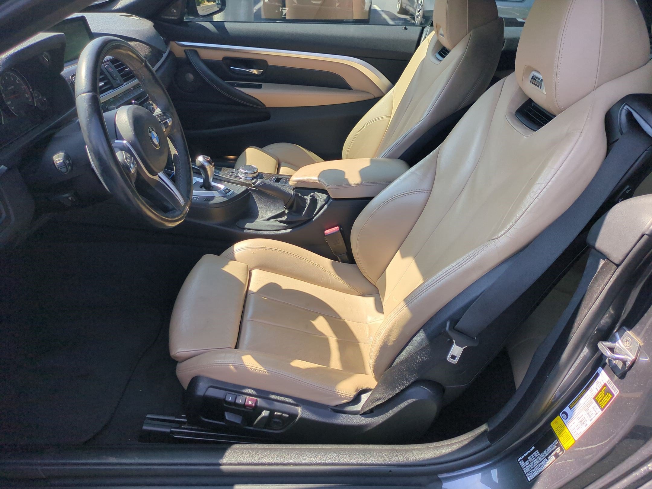 Used 2015 BMW M4 Convertible RWD image 15