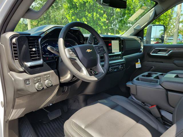 Used 2026 Chevrolet Silverado 2500 LTZ AWD/4WD image 15