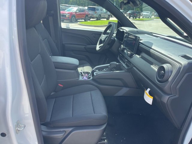 New 2025 Chevrolet Colorado W/T w/ WT Custom Package image 31