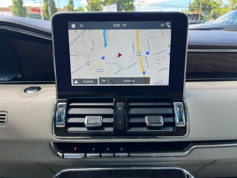 Used 2018 Lincoln Navigator L Reserve w/ Technology Package AWD/4WD image 18