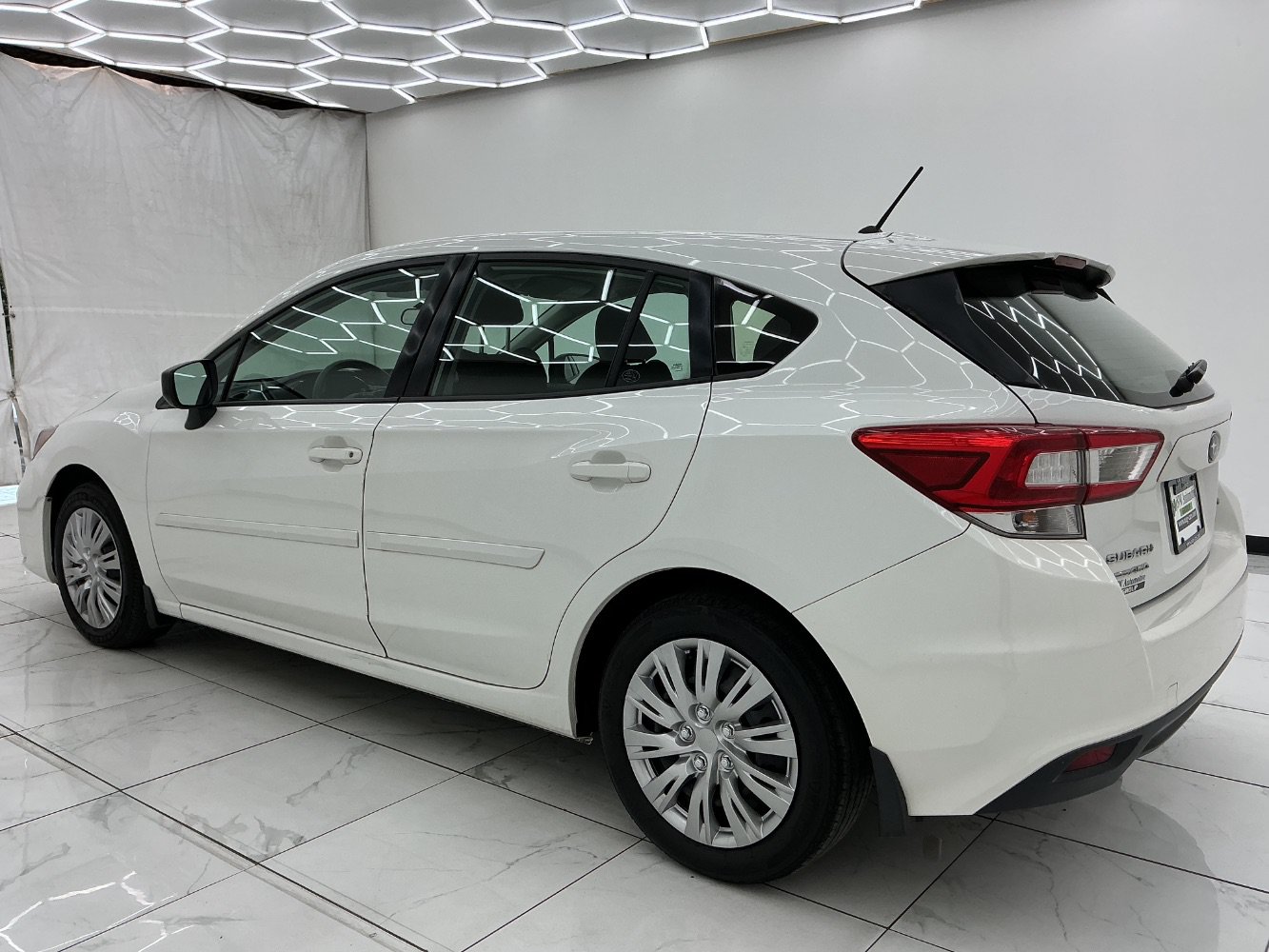 Used 2017 Subaru Impreza 2.0i AWD/4WD image 12