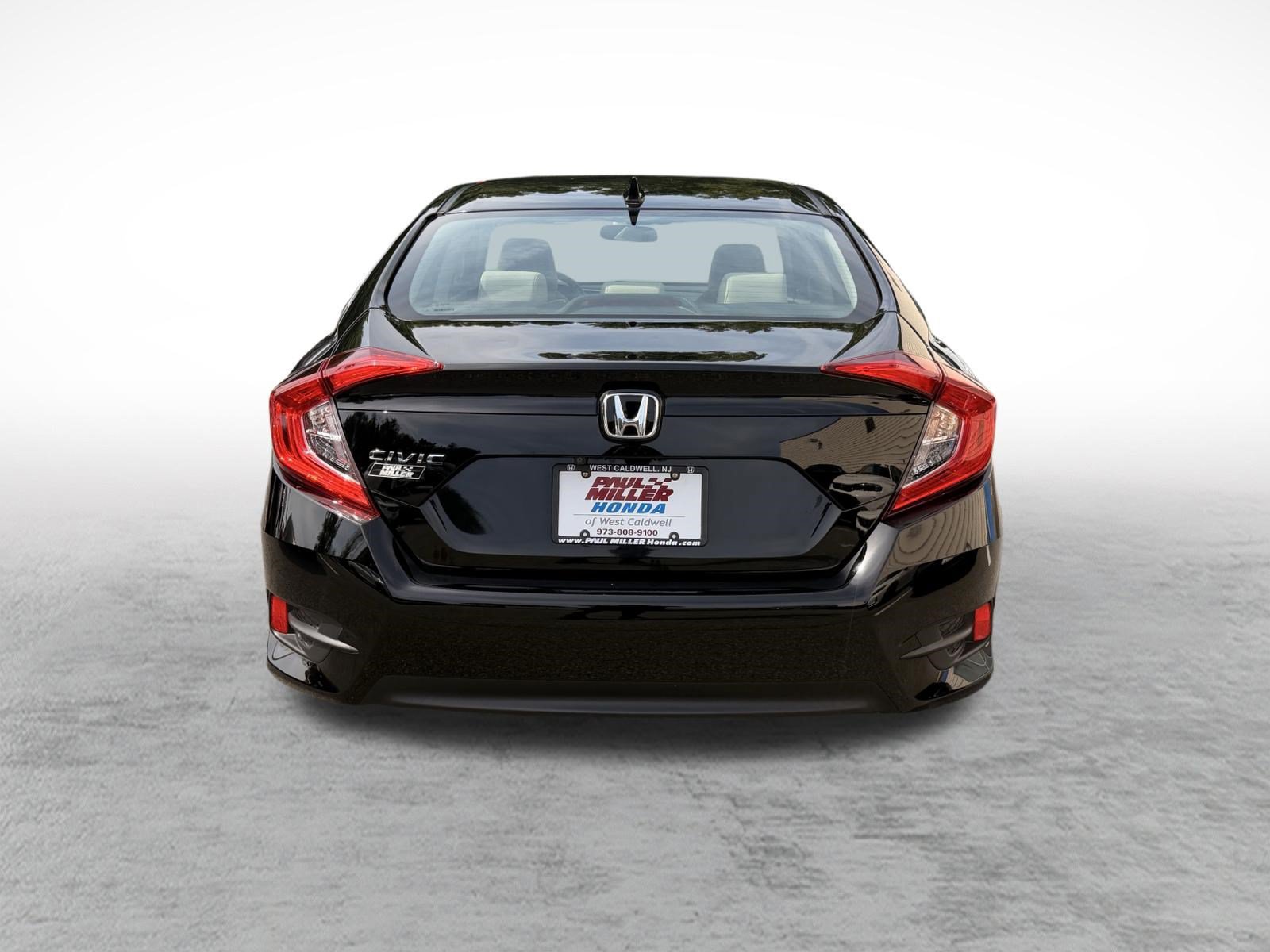 Certified 2018 Honda Civic EX image 5