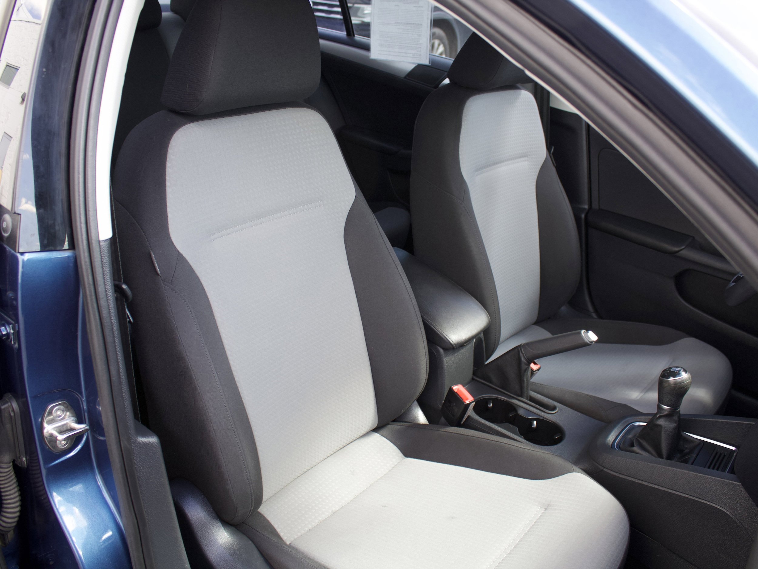 Used 2017 Volkswagen Jetta S FWD image 35