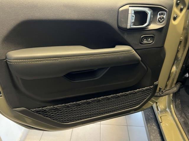 New 2025 Jeep Wrangler Unlimited Rubicon 392 image 12