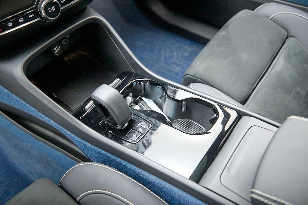 Certified 2023 Volvo C40 P8 Recharge Ultimate image 17