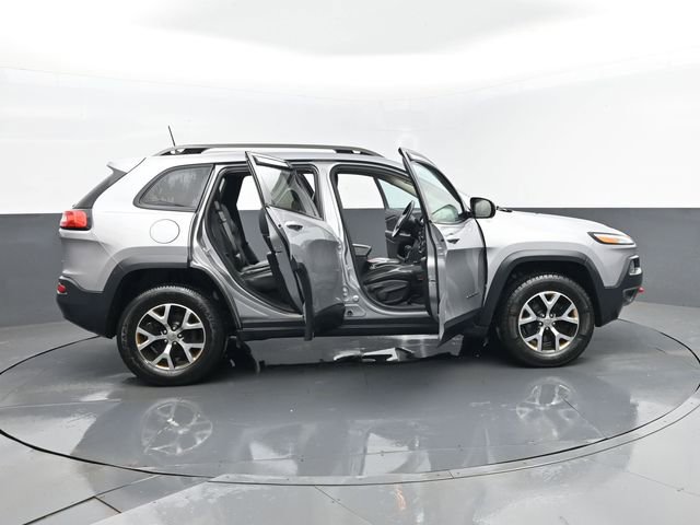 Used 2016 Jeep Cherokee Trailhawk image 26